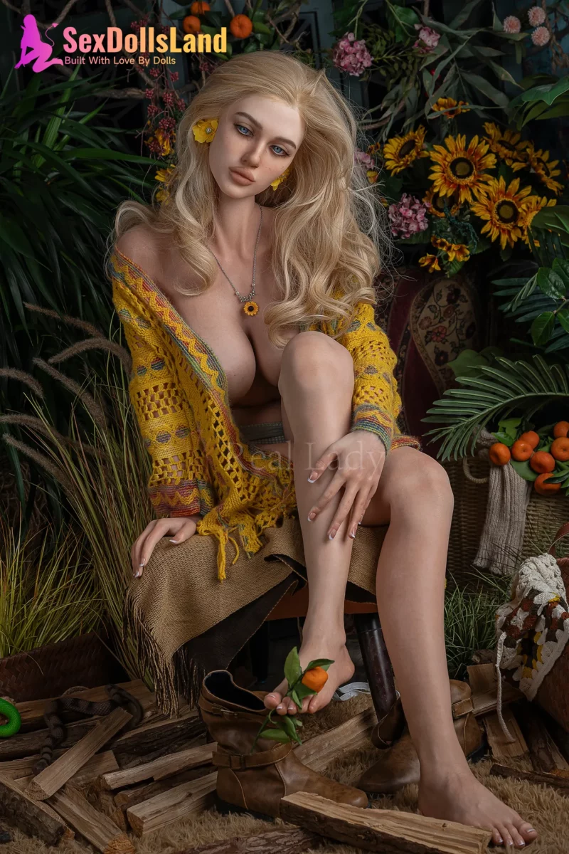 Real-Lady 168cm Big Booty Sex Doll Celeste