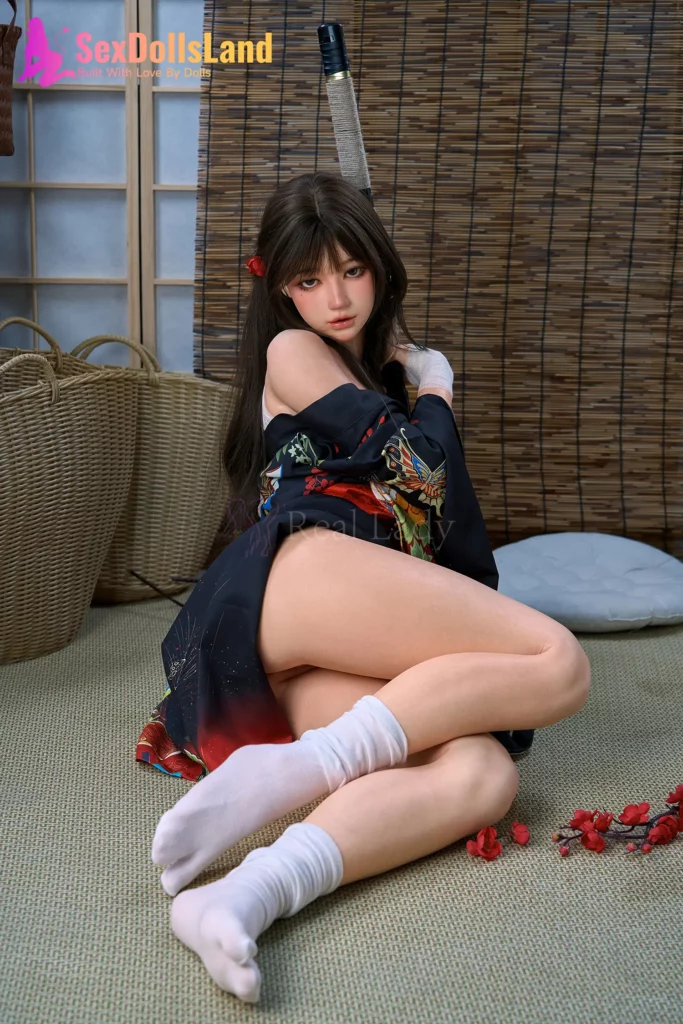 Real-Lady 150cm Japanese Sex Doll Evie