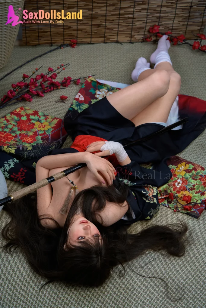 Real-Lady 150cm Japanese Sex Doll Evie