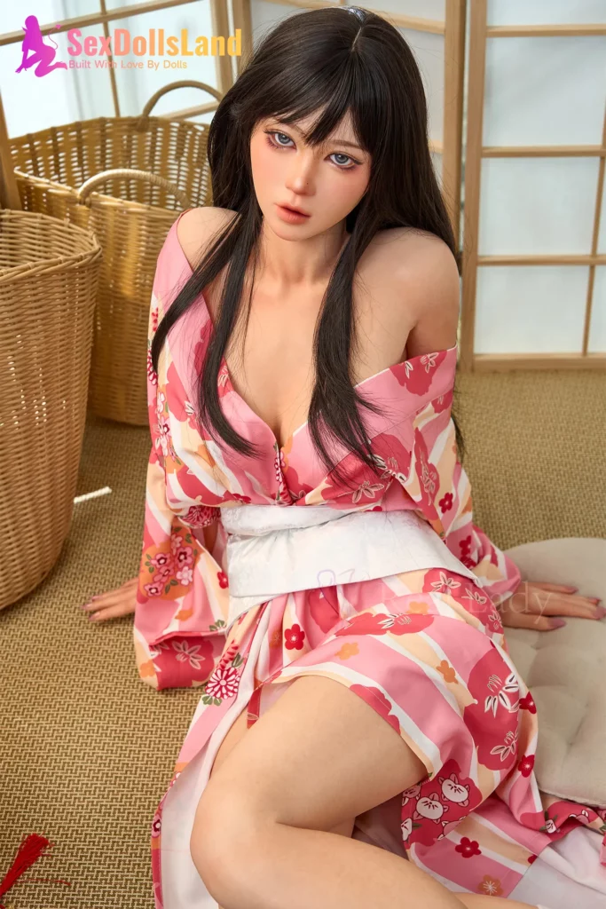 Real-Lady 150cm E-cup Japanese Sex Doll Kagura